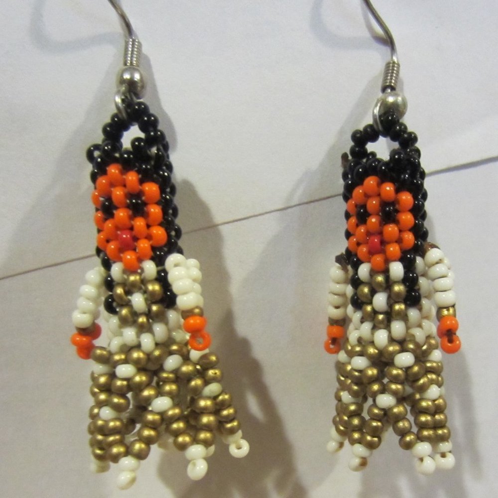 Beaded Indian earrings ladies dancing
